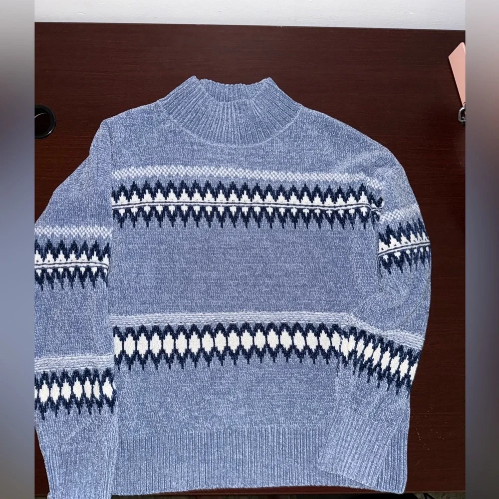 Christian Siriano Blue and White Turtleneck Sweater - Picture 1 of 2